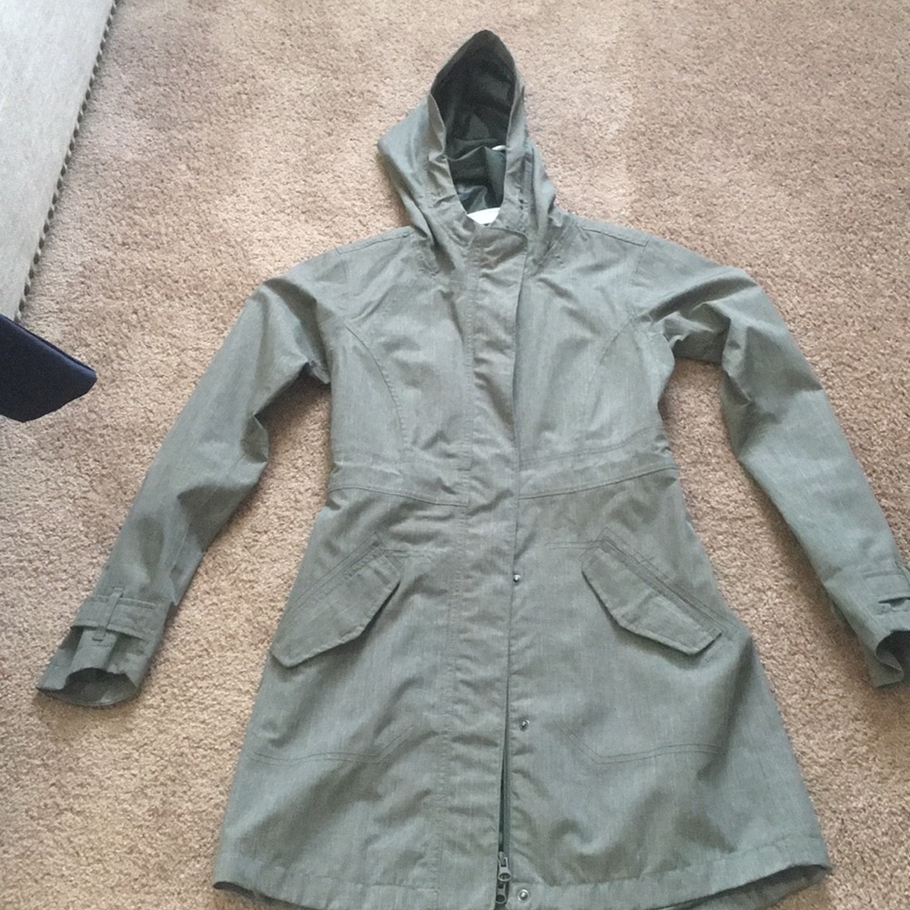 Athlete rain coat